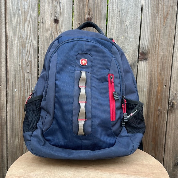 SwissGear Other - Swiss Gear By Wenger Backpack Travel Bag Navy Padded 17” Medium Laptop Day Work